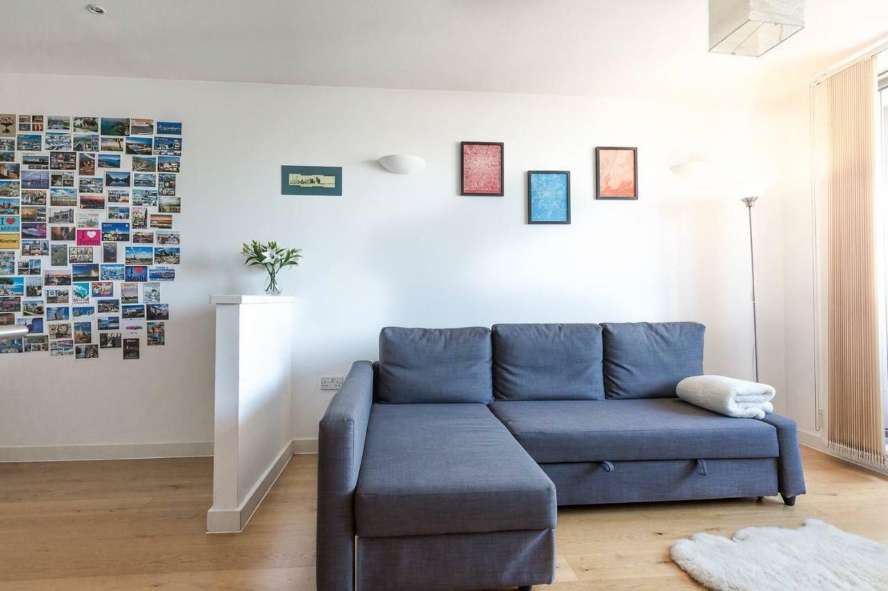 Modern 1 Bedroom Apartment In E1 With Great Views Londra Dış mekan fotoğraf