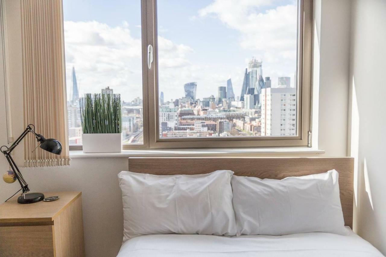 Modern 1 Bedroom Apartment In E1 With Great Views Londra Dış mekan fotoğraf